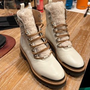 Marc fisher 6.5 IZZIE boots in white - new